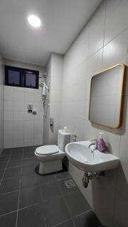 Meridin Medini Condo - - 1