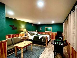 Romantic Vacation Rental Great to Disconnect in Montana - Trout Creek - 0