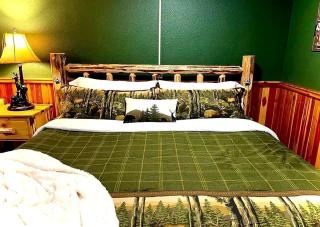 Romantic Vacation Rental Great to Disconnect in Montana - Trout Creek - 4