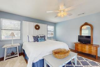 Crestwood Cove - Kingsland - 2
