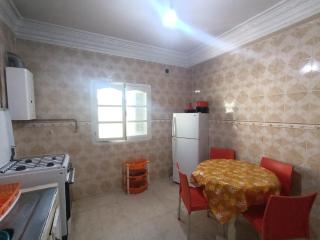 Marsa Family Villa 200m to Beach - 8