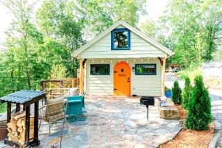 Charming Pet-Friendly Cabin with Stunning Mountain Views in Chattanooga, Tennessee - Chattanooga - 0