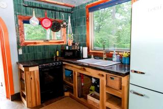 Charming Pet-Friendly Cabin with Stunning Mountain Views in Chattanooga, Tennessee - Chattanooga - 1