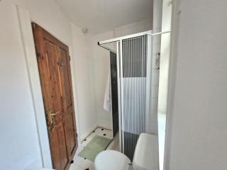 City Breaks close to Transport Links, Hospital & Uni - Leicester - 2