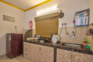 Lovely 2BHK Candolim Goa Apartment By Stay Over Home - Candolim - 7