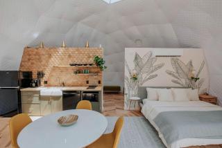 Elegance by the Falls: Stylish Dome Family Escape in Cherry Log, GA - Cherry Log - 8