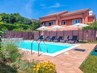 Apartment Adrian-1 by Interhome - 0