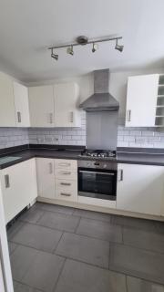 Cosy 2 bed house in Aylesbury - 1