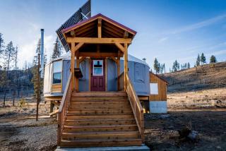 Secluded Modern Yurt with Sauna Perfect for Small Groups in Boise, Idaho - - 0