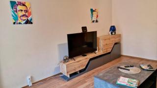 Stylish Apt, Free Parking, Near Center & Airport - Varna City - 2