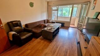 Stylish Apt, Free Parking, Near Center & Airport - 2