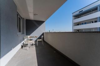 Flex SelfCheckIns 136 - Zagreb - Bedroom - Parking - Loggia - Zagreb - 9