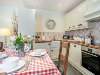2 Bed in Abergavenny BN187 - Clydach - 4