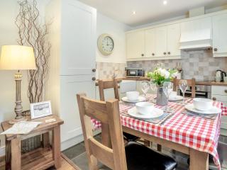 2 Bed in Abergavenny BN187 - Clydach - 1