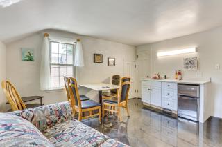 1 Mi to Dtwn Salem Apt with Shared Yard! - Salem - 8