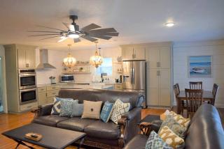 Group Getaway by the Lake: Pet-Friendly Rental with Boat Dock in Picturesque Cullman County - Bremen - 4