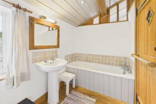 Host & Stay - The Bothy - Wigton - 7