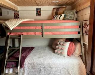 Tiny Quaint Rental Perfect for a Small Family Escape in Texas - Carmine - 6