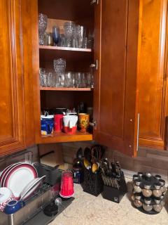 STOPnREST EATnSLEEP FOR BUSY BODY ON THE MOVE - 1