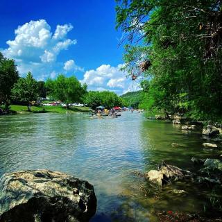 Glamping Adventure on the Guadalupe River: Cool Bell Tent near New Braunfels, Texas Perfect for All Ages - New Braunfels - 0