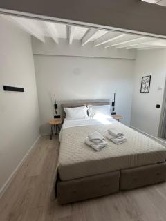 John&Nansys Cozy Apartment - Plomari - 9