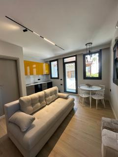 John&Nansys Cozy Apartment - Plomari - 1