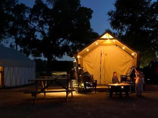 Secluded Safari Tent on the San Marcos River - An Adventurous Glamping Vacation near Kingsbury, Texas - Kingsbury - 9