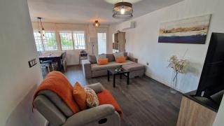 Stylish & Fully furnished 3 Bedrooms Flat -4 min Walk to beautiful beach - Alicante - 7