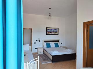 Mermaid Hotel Vlore - Valona - 6