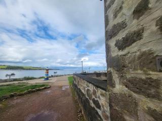 Five Bedroom Seaside Converted Heritage Sail Loft - Stonehaven - 7