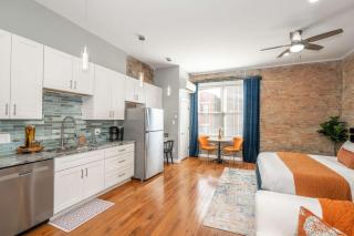 Findlay Market Suite 3 - For 2 - Cincinnati - 2