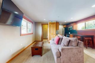 Cabana #11 - Chelan - 0