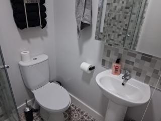OMalleys Town House - Buncrana - 2
