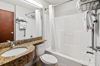 Quality Inn & Suites - Washington - 7