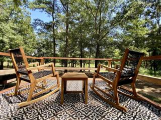 Majestic Nordic Tiny House with Private Deck, Grill and Fire Pit in Arkansas - Boles - 4