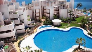 Apartment for 4 people, Bahia de la Plata, Estepona, Malaga 150mts beach - 9