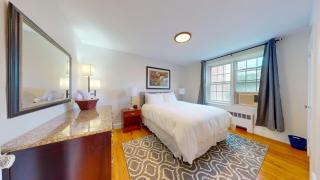 Bright 2br In Brookline - 2