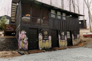 Experience the Magic of Our Original Family Cabin in Tracy City, TN - Tracy City - 8