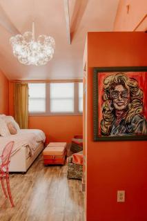 Experience the Magic of Our Original Family Cabin in Tracy City, TN - Tracy City - 5