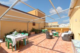 SARDINIA RE - Garibaldi Penthouse - Free Parking - 3