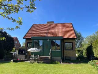 Charmig 50s bungalow med frodig privat trädgård - Vellinge - 0