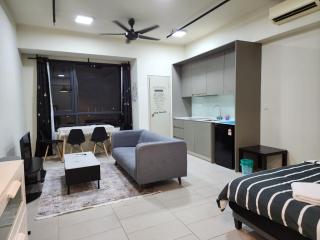 Tamarind Suite with Wi-Fi by SM Hub - Cyberjaya - 4