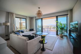 1-Bedroom Seafront Flat with Hotel Amenities - Bodrum - 6