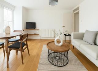 2 Bed Garden Flat in Clapham - 5