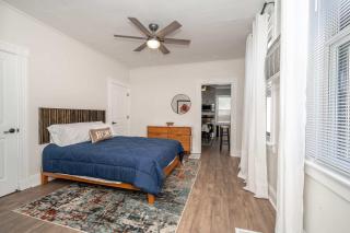 Historic Ludlow Suites - 2 Apts - - 9