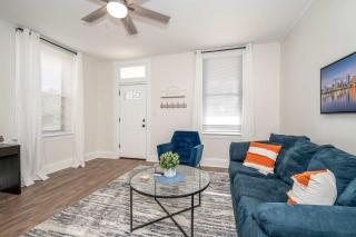 Historic Ludlow Suites - 2 Apts - - 3