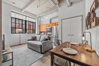 1 BD Apt l Downtown l Parking l Fast Wi-Fi l Café - Cleveland - 7