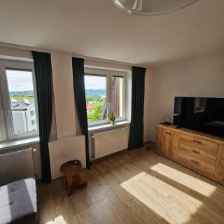 Słoneczny Apartament Panorama 5 7 z Widokiem na Jezioro i Góry - 1
