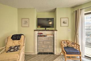 Steps to Ocean City Beach Condo with Balcony - Ocean City - 4
