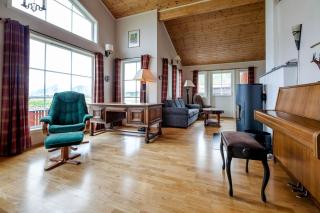 Polden, house by Ramberg Beach - Ramberg - 6